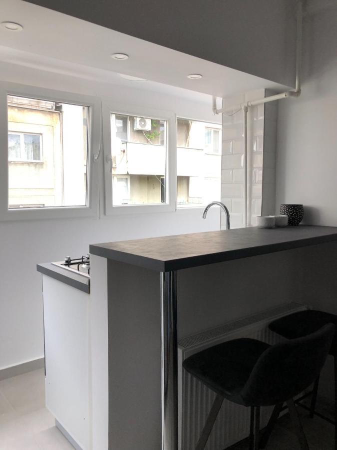 Staycity Modern Apartment Bucharest Exterior photo